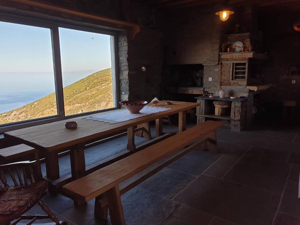 Diavrouxas House In Sifnos